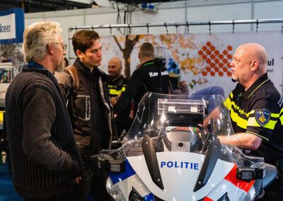 Politie en Veilig Verkeer Nederland geven voorlichting